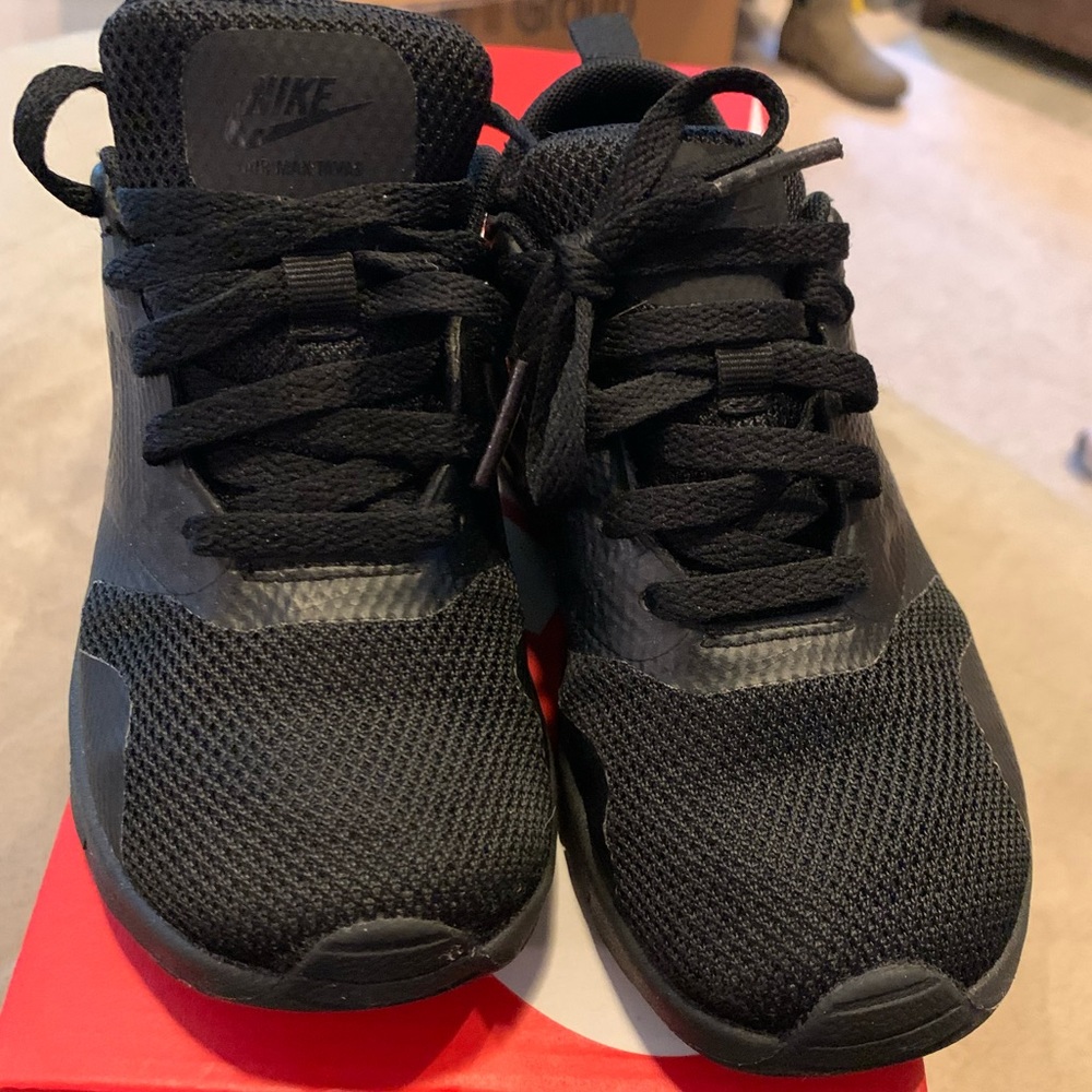 Toddler Nike air max IVO